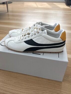 Oncept Essex